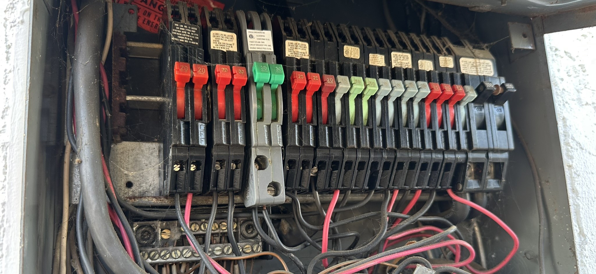 old-electrical-panel-carlsbad electrical panel old in carlsbad